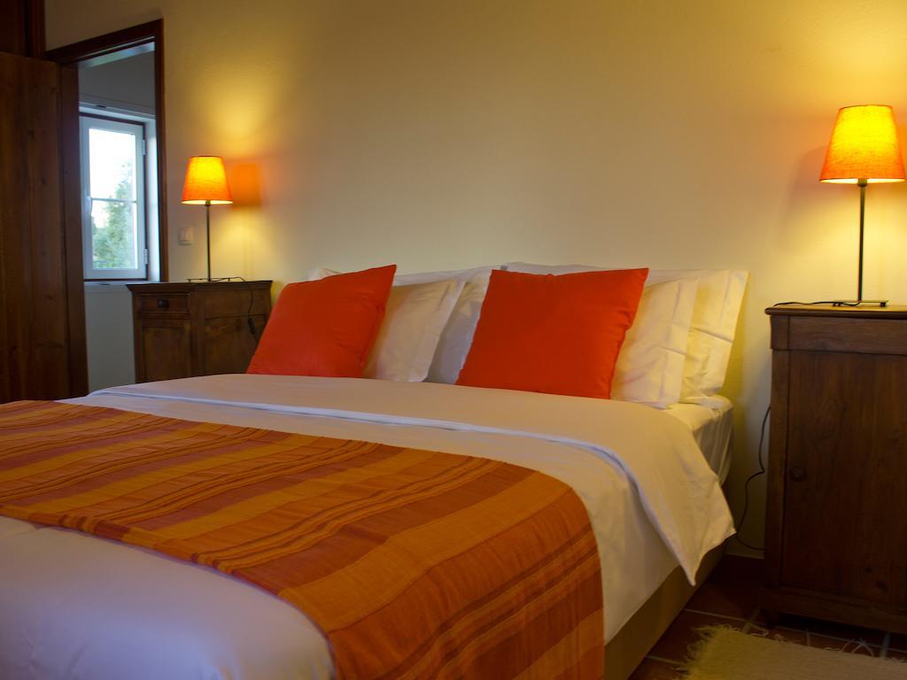 Vale De Ferreiros Guest House Abrantes Ruang foto