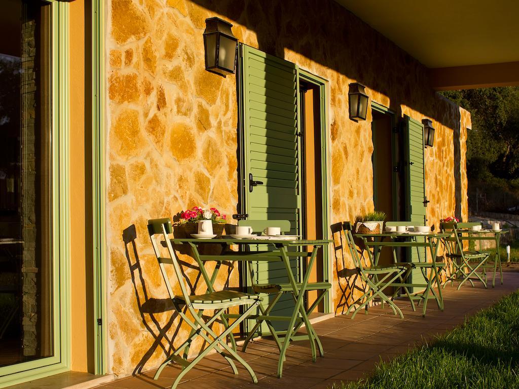 Vale De Ferreiros Guest House Abrantes Bagian luar foto