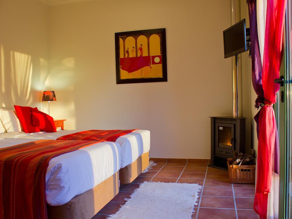 Vale De Ferreiros Guest House Abrantes Ruang foto