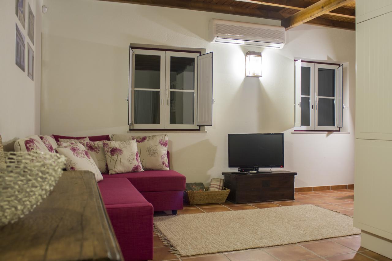 Vale De Ferreiros Guest House Abrantes Bagian luar foto