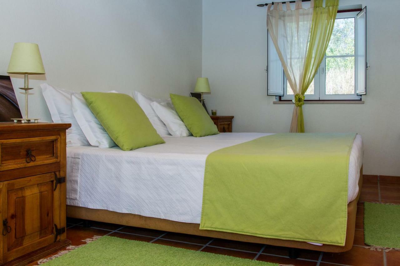 Vale De Ferreiros Guest House Abrantes Bagian luar foto