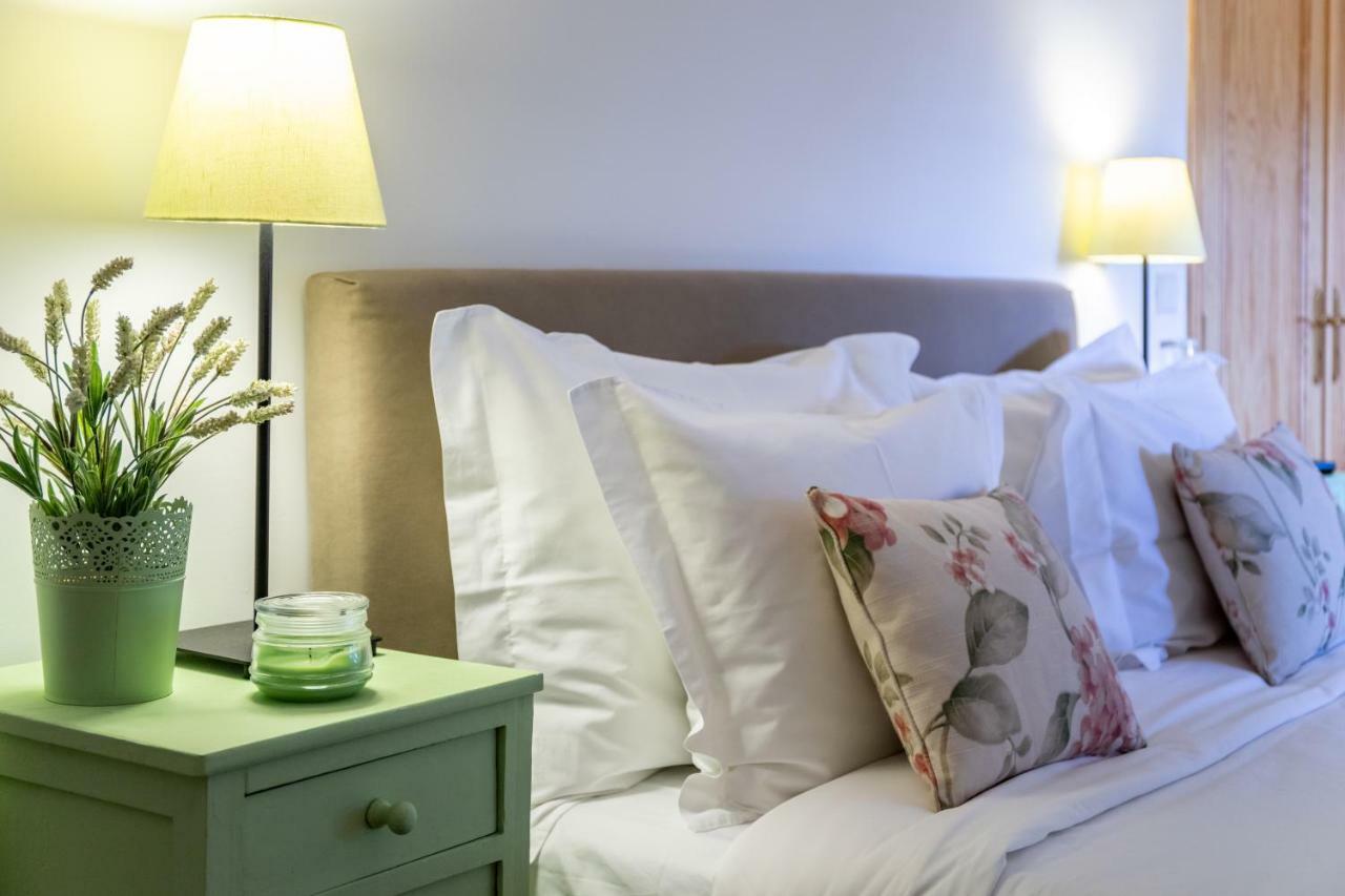 Vale De Ferreiros Guest House Abrantes Bagian luar foto
